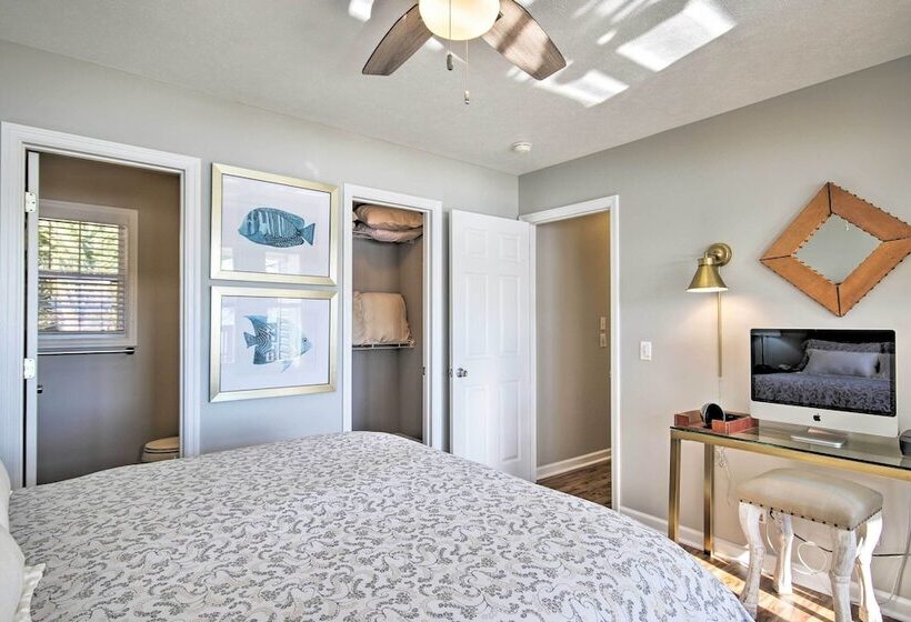 Waterfront Retreat W/ Dock & Deck On Lake Murray!