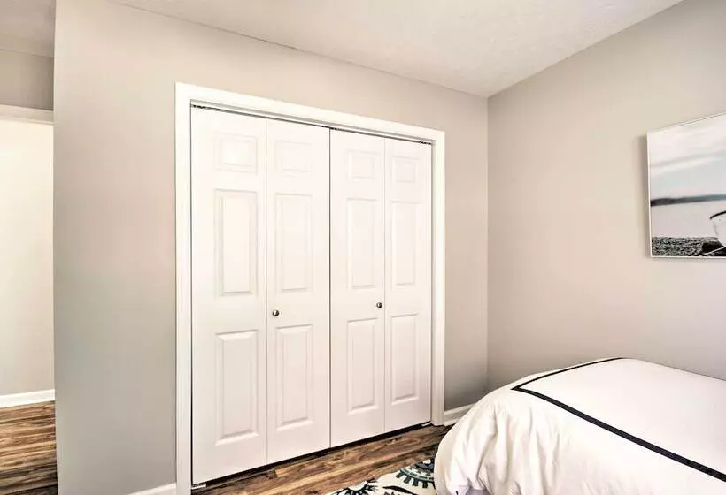 Waterfront Retreat W/ Dock & Deck On Lake Murray!