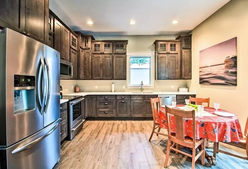 Lakefront Home W/ Private Dock ~ 15 Mi To Walker