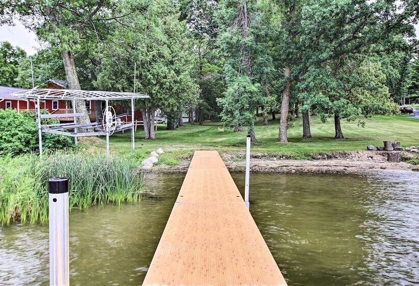 Lakefront Home W/ Private Dock ~ 15 Mi To Walker