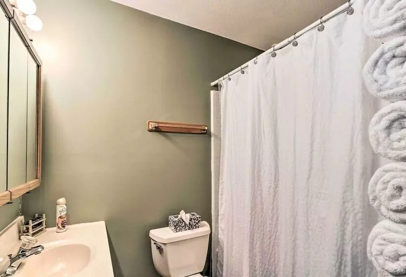 Lakefront Motley Home W/ Private Dock & Fire Pit!