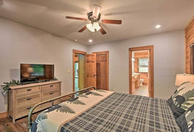 Sapphire Log Cabin W/ Wraparound Deck + Fire Pit!