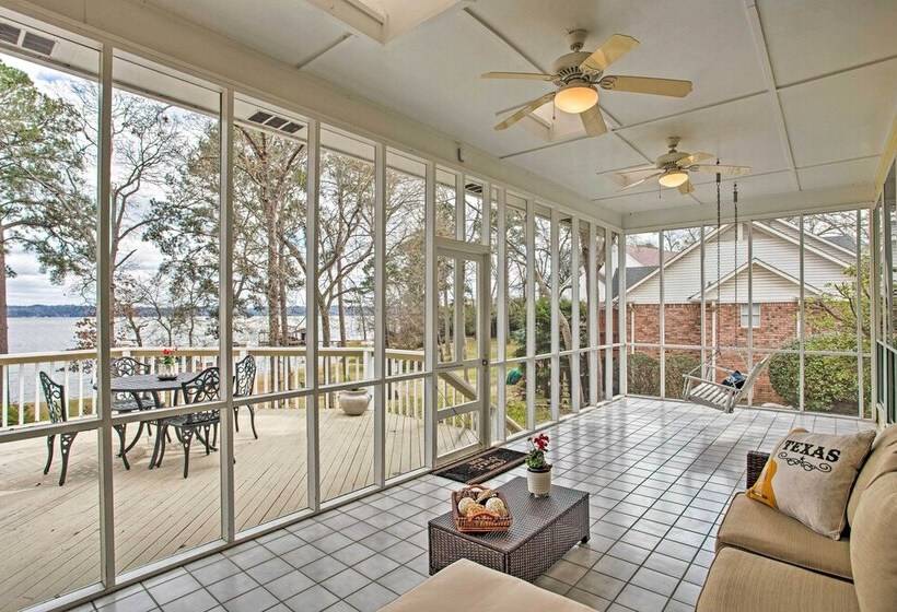 Large Waterfront Lake Palestine Home W/ Deck, Dock