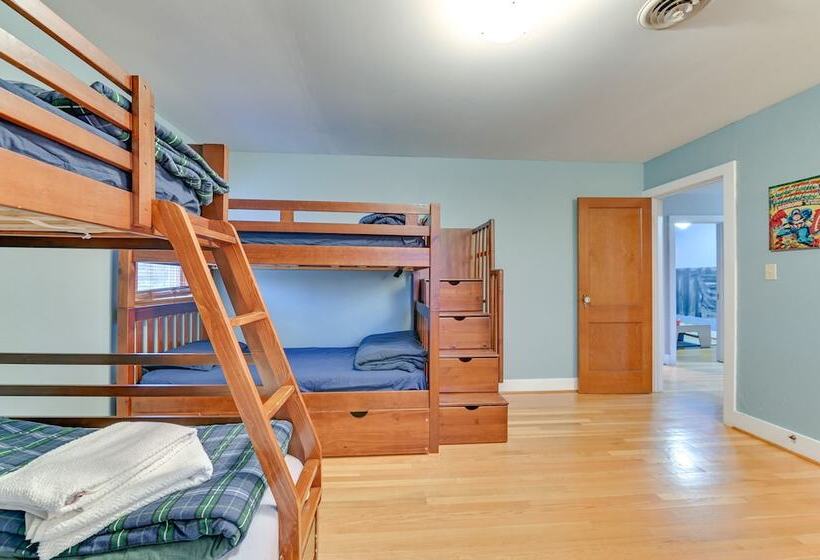 Slope Views: Luxe Windham Retreat W/ Hot Tub!