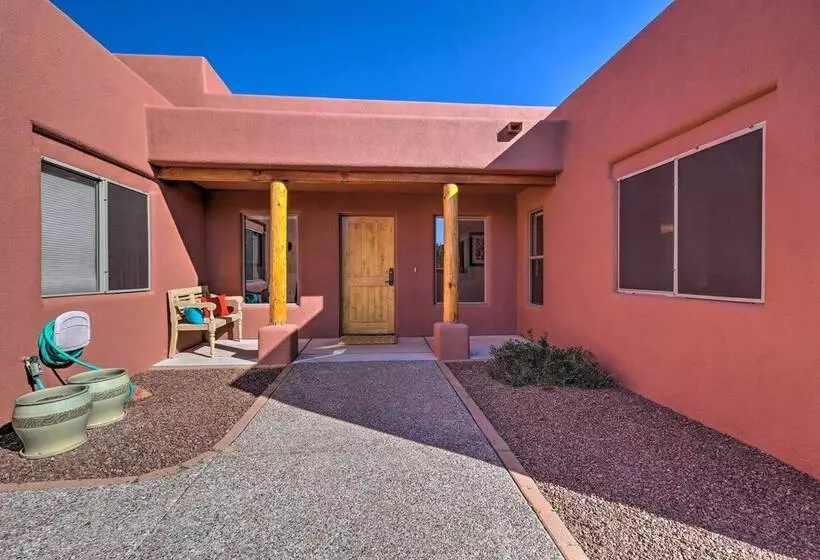 Luxury Sedona Living: Remodeled W/ Red Rock Views!