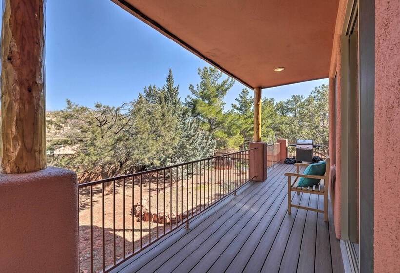 Luxury Sedona Living: Remodeled W/ Red Rock Views!