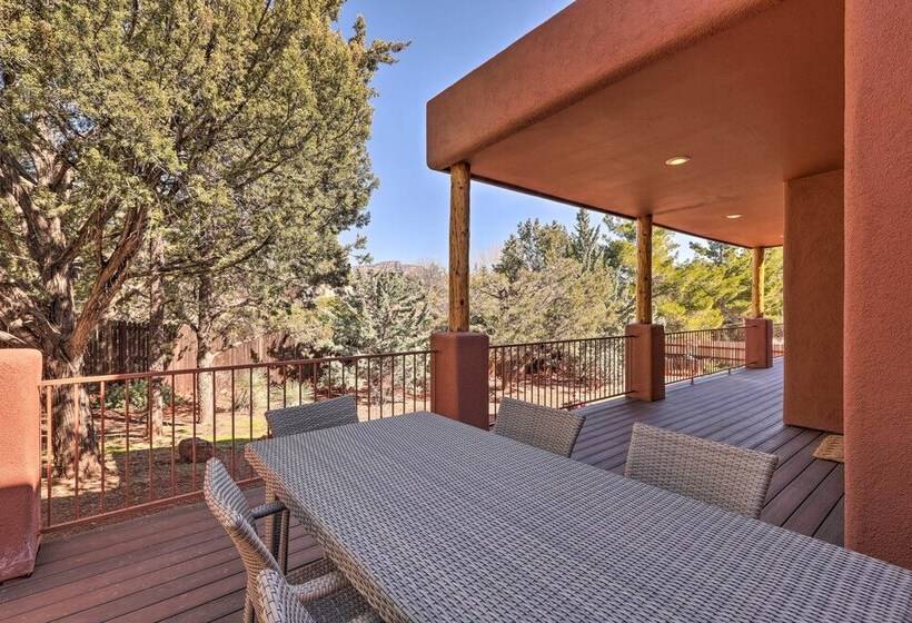 Luxury Sedona Living: Remodeled W/ Red Rock Views!
