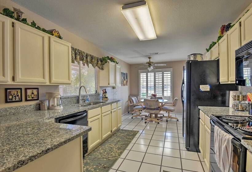 Mesa Home W/ Pool ~ 7 Mi To Riparian Preserve!