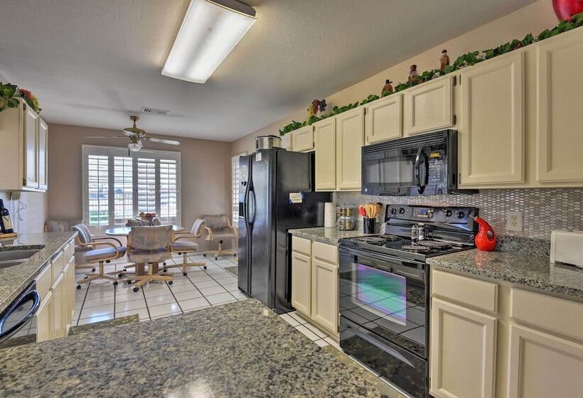 Mesa Home W/ Pool ~ 7 Mi To Riparian Preserve!