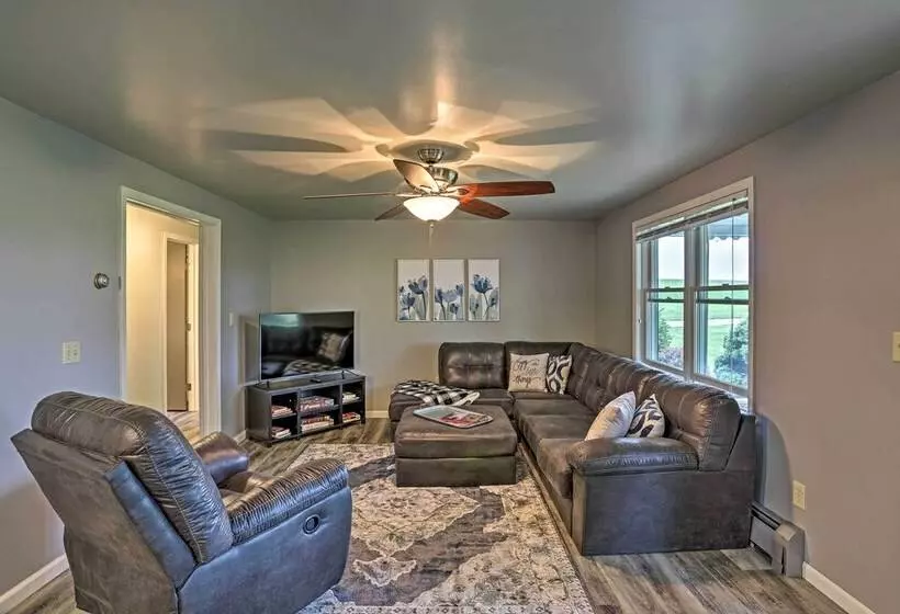 Millersburg Home W/ Covered Porch & Fire Pit!