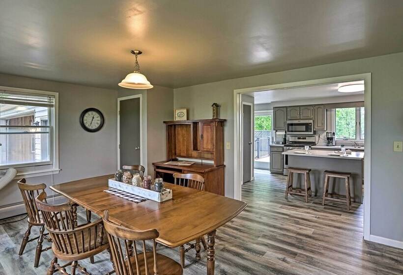 Millersburg Home W/ Covered Porch & Fire Pit!