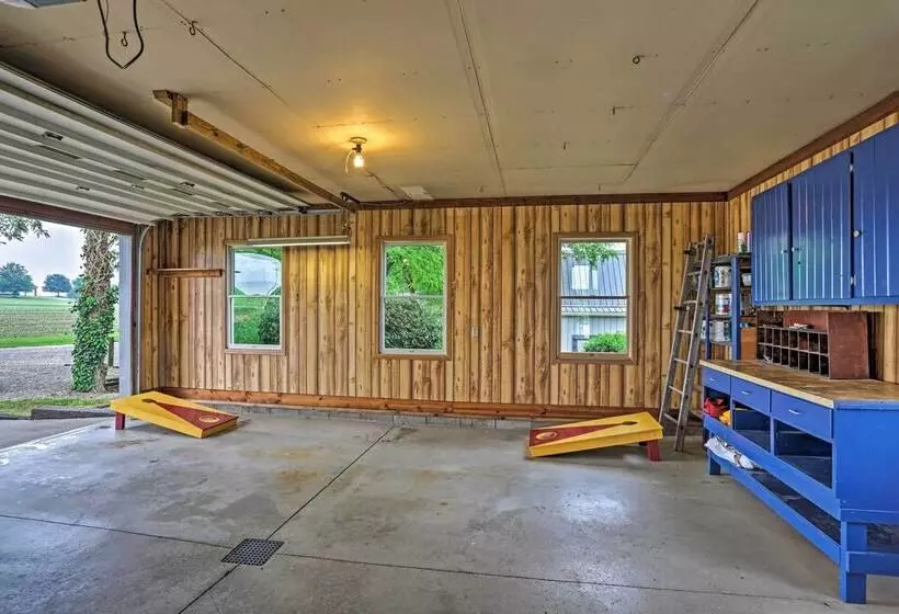 Millersburg Home W/ Covered Porch & Fire Pit!