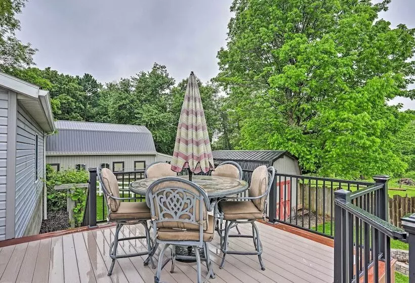 Millersburg Home W/ Covered Porch & Fire Pit!