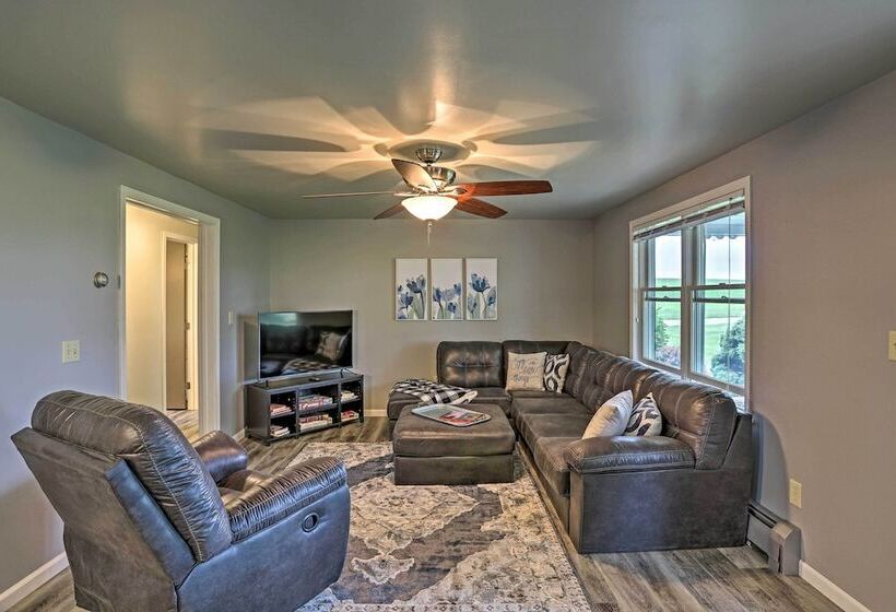 Millersburg Home W/ Covered Porch & Fire Pit!