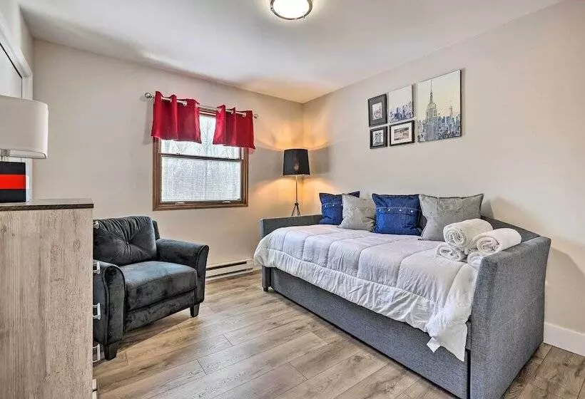 Modern East Stroudsburg Home W/ Pool + Fire Pit