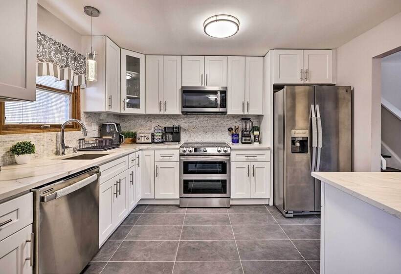 Modern East Stroudsburg Home W/ Pool + Fire Pit