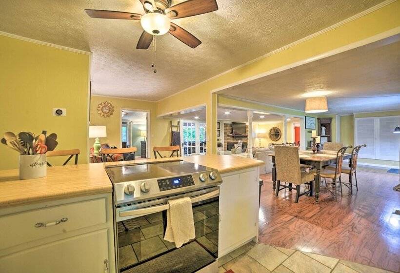 Pelican Bay Retreat  On Lake Barkley W/ Kayaks!