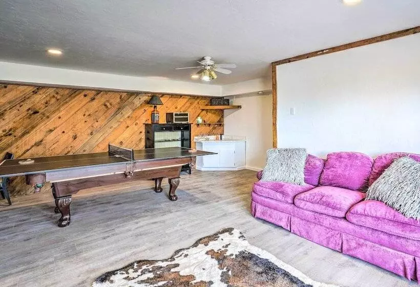 Pet Friendly Chino Valley Cabin W/ Game Room!