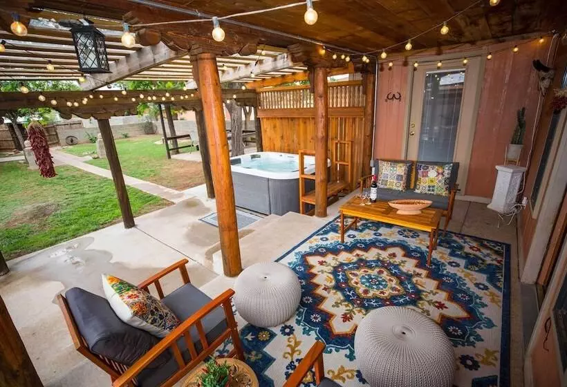 Pet Friendly Clovis Home: Yard, Pergola & Hot Tub