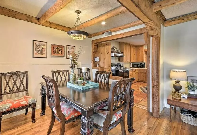 Pet Friendly Clovis Home: Yard, Pergola & Hot Tub