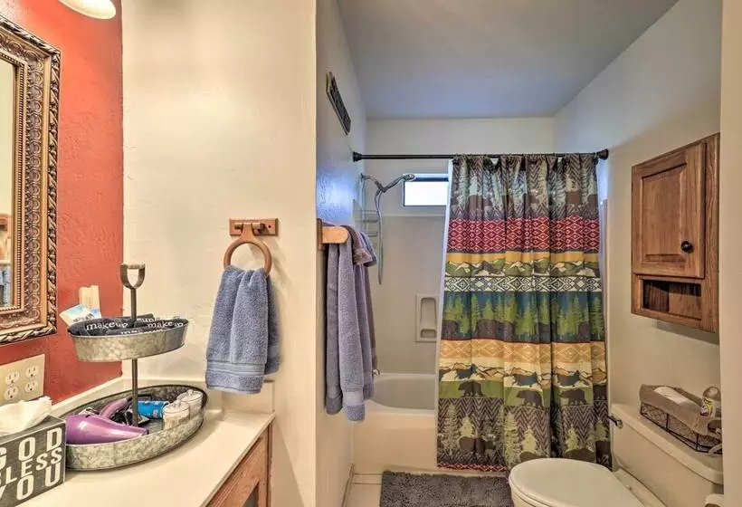 Prescott Cabin W/ Gas Grill ~ 3 Mi To Downtown!