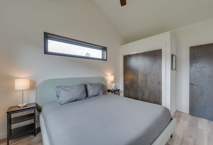 Quiet Alpine Hideaway W/ Panoramic Mountain Views!