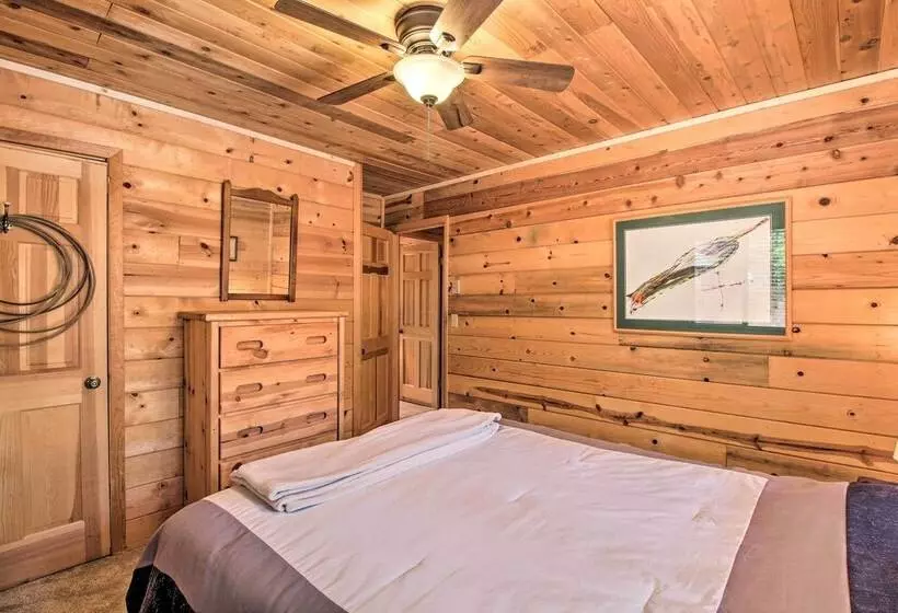 Pinetop Lakeside Cabin W/ Deck: Hike, Ski & Golf