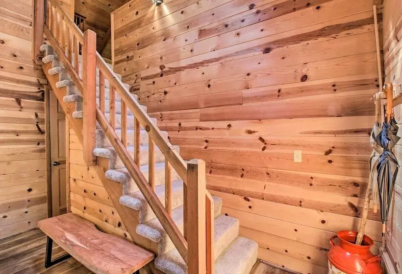 Pinetop Lakeside Cabin W/ Deck: Hike, Ski & Golf
