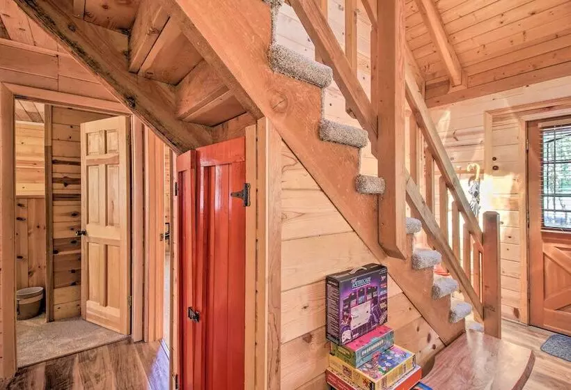 Pinetop Lakeside Cabin W/ Deck: Hike, Ski & Golf
