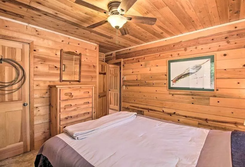 Pinetop Lakeside Cabin W/ Deck: Hike, Ski & Golf