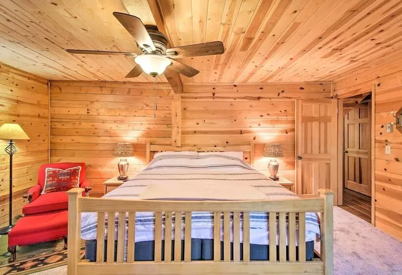 Pinetop Lakeside Cabin W/ Deck: Hike, Ski & Golf