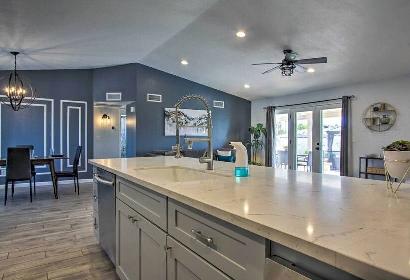Pet Friendly Scottsdale Oasis W/ Pool & Bbq!