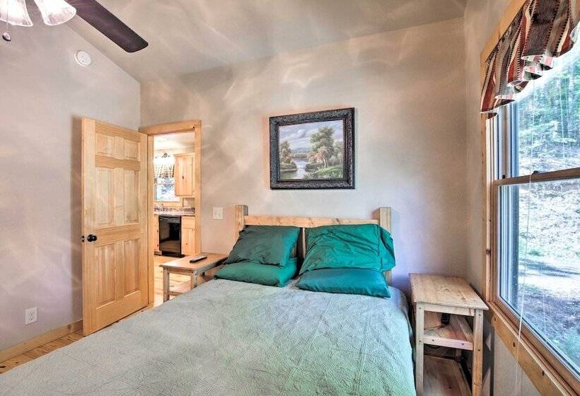 Fire Pit & Forest Views: Secluded Murphy Cabin!