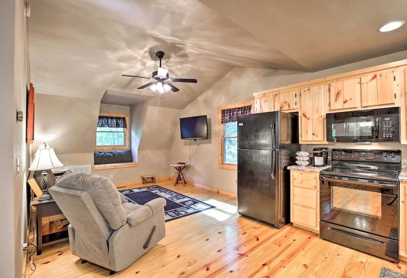 Fire Pit & Forest Views: Secluded Murphy Cabin!