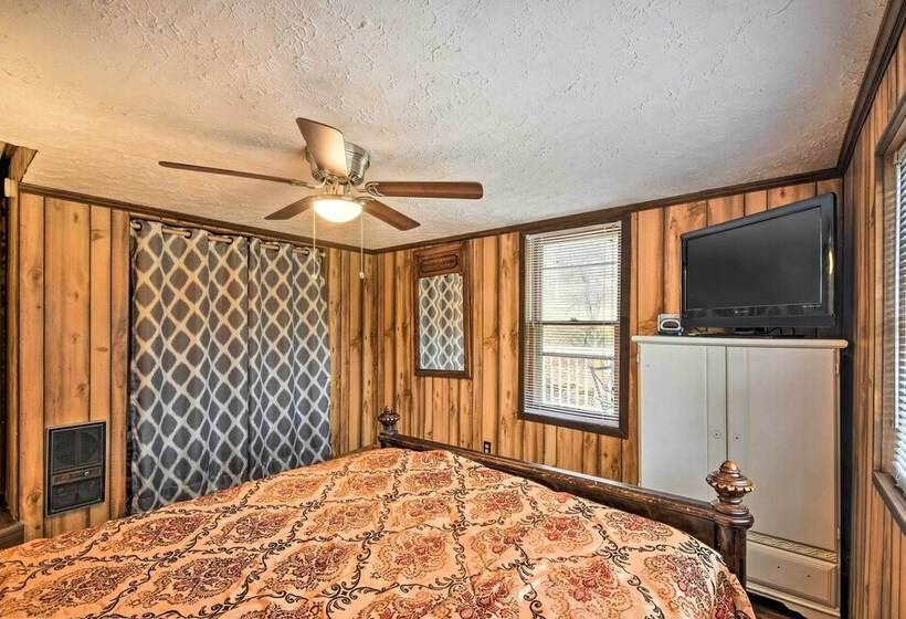 Smoky Mtn. Cabin W/deck & Grill   Mins To At!