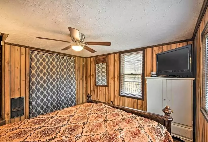 Smoky Mtn. Cabin W/deck & Grill   Mins To At!