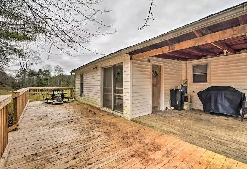 Smoky Mtn. Cabin W/deck & Grill   Mins To At!