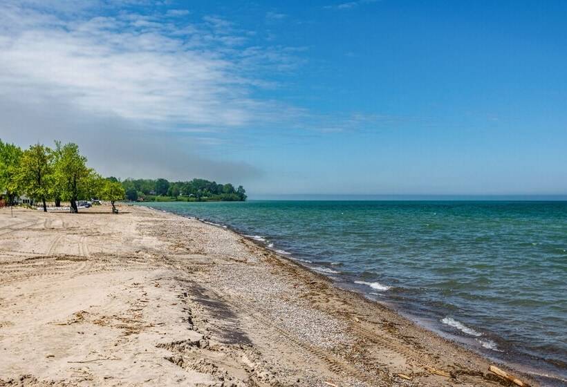 Sodus Point Vacation Rental: Steps To Lake Ontario