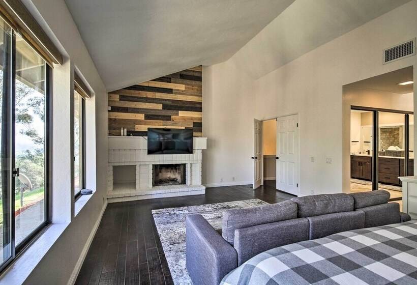 Spacious El Cajon Villa   14 Mi To Downtown!