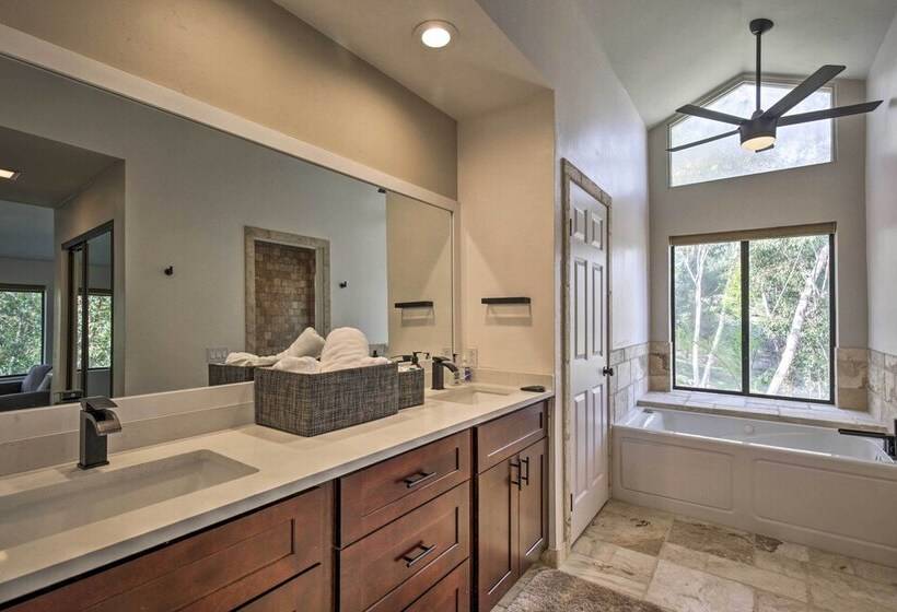 Spacious El Cajon Villa   14 Mi To Downtown!