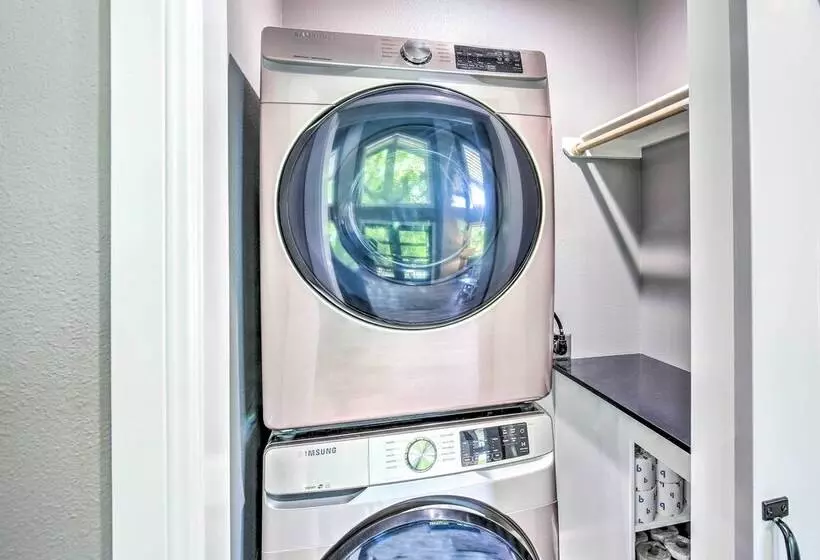 Outdoor Entertainment Space: Home In Mcqueeney