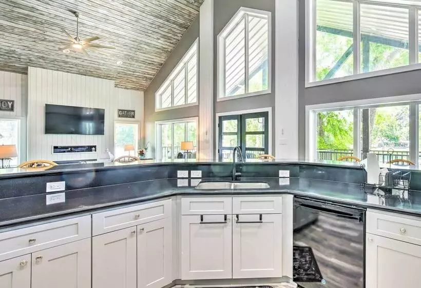 Outdoor Entertainment Space: Home In Mcqueeney