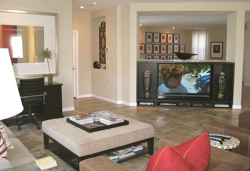 The Key West Las Vegas House W/ Private Pool!