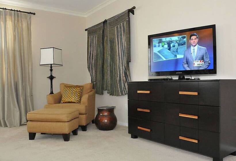 The Key West Las Vegas House W/ Private Pool!