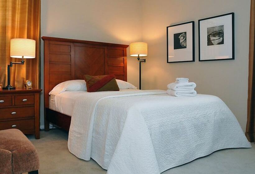 The Key West Las Vegas House W/ Private Pool!