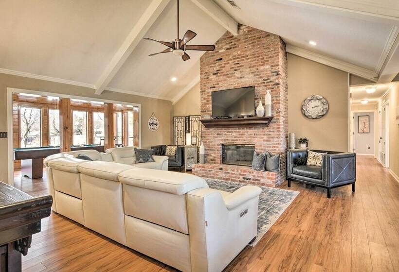 Upscale Home W/ Seasonal Pool Near Historic Rte 66