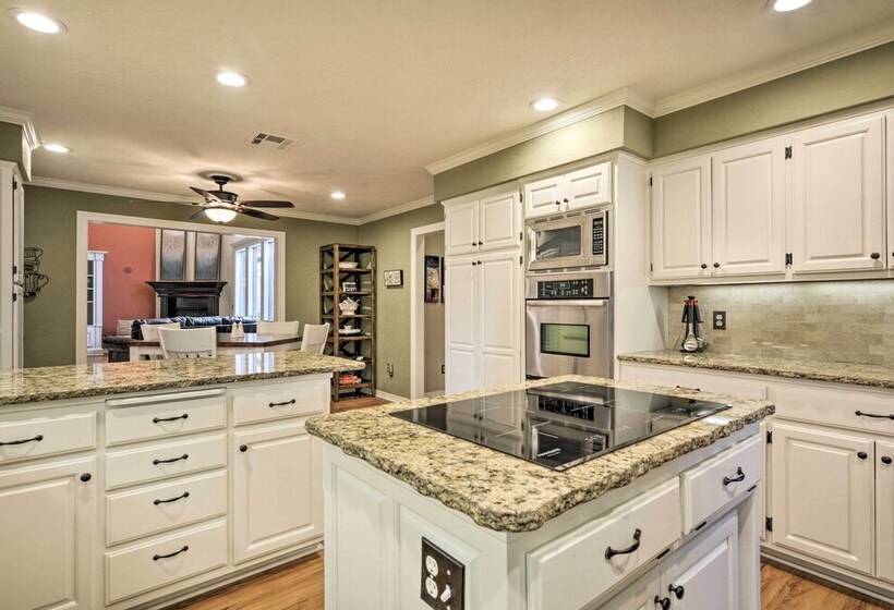 Upscale Home W/ Seasonal Pool Near Historic Rte 66