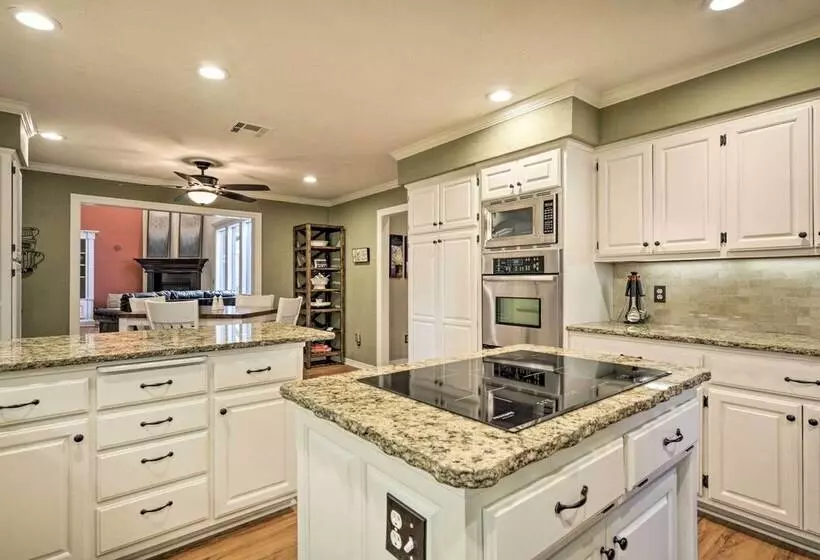 Upscale Home W/ Seasonal Pool Near Historic Rte 66