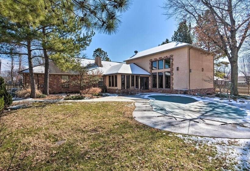 Upscale Home W/ Seasonal Pool Near Historic Rte 66