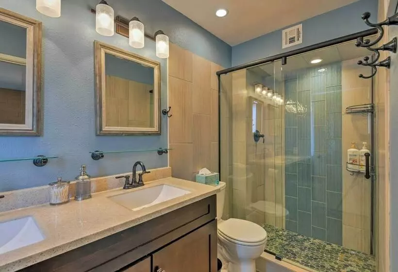 Upscale Sun City Home On South Golf Course